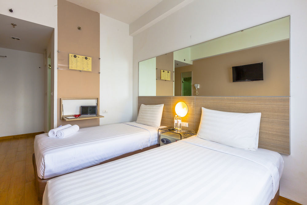 Monoloog Hotel פאלמבאנג מראה חיצוני תמונה