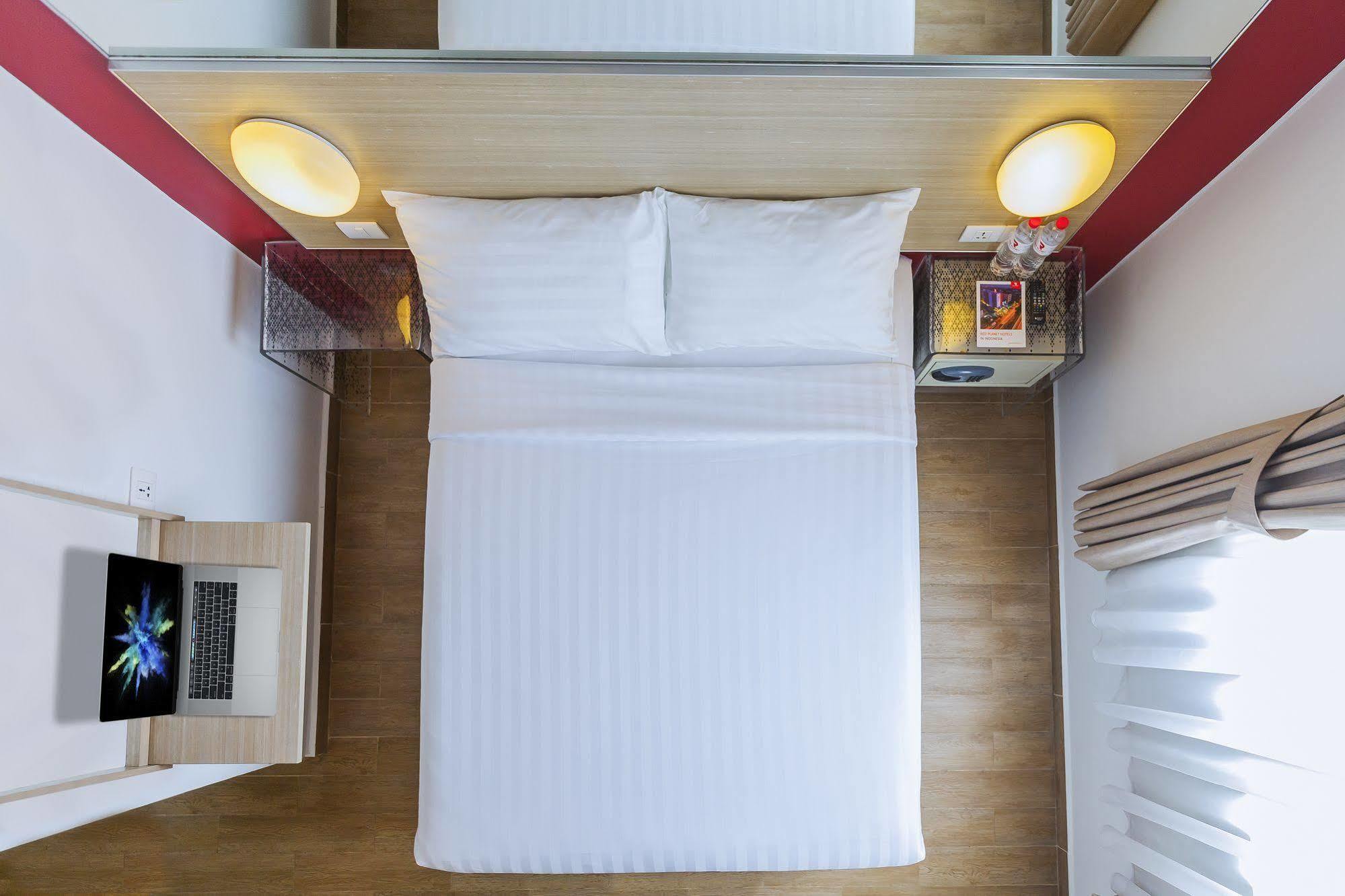 Monoloog Hotel פאלמבאנג מראה חיצוני תמונה